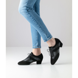 002-35 Sandrine-ANNE KERN-Chaussures d'entrainement pailletée nubuck noir